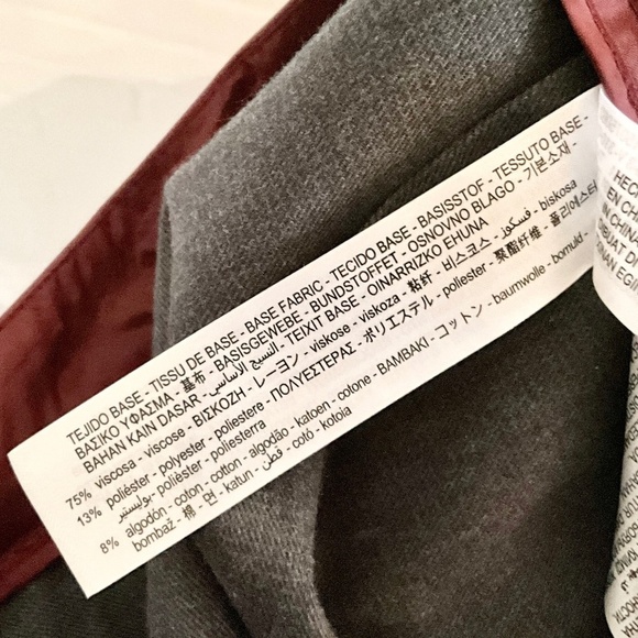 Zara Mini Skirt Vegan Leather Dark Red Wine/Burgundy Gold A-line Like new XS - Picture 10 of 16